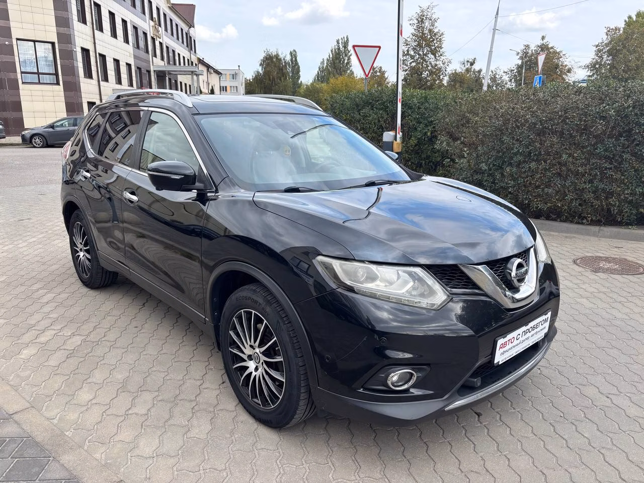 Nissan X-Trail фото 7