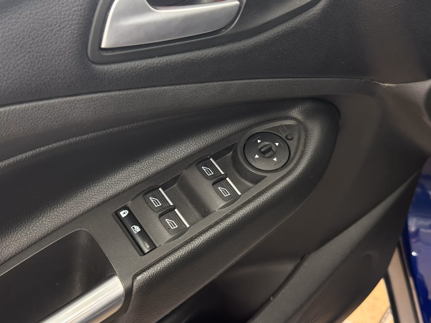 Ford Kuga фото 18