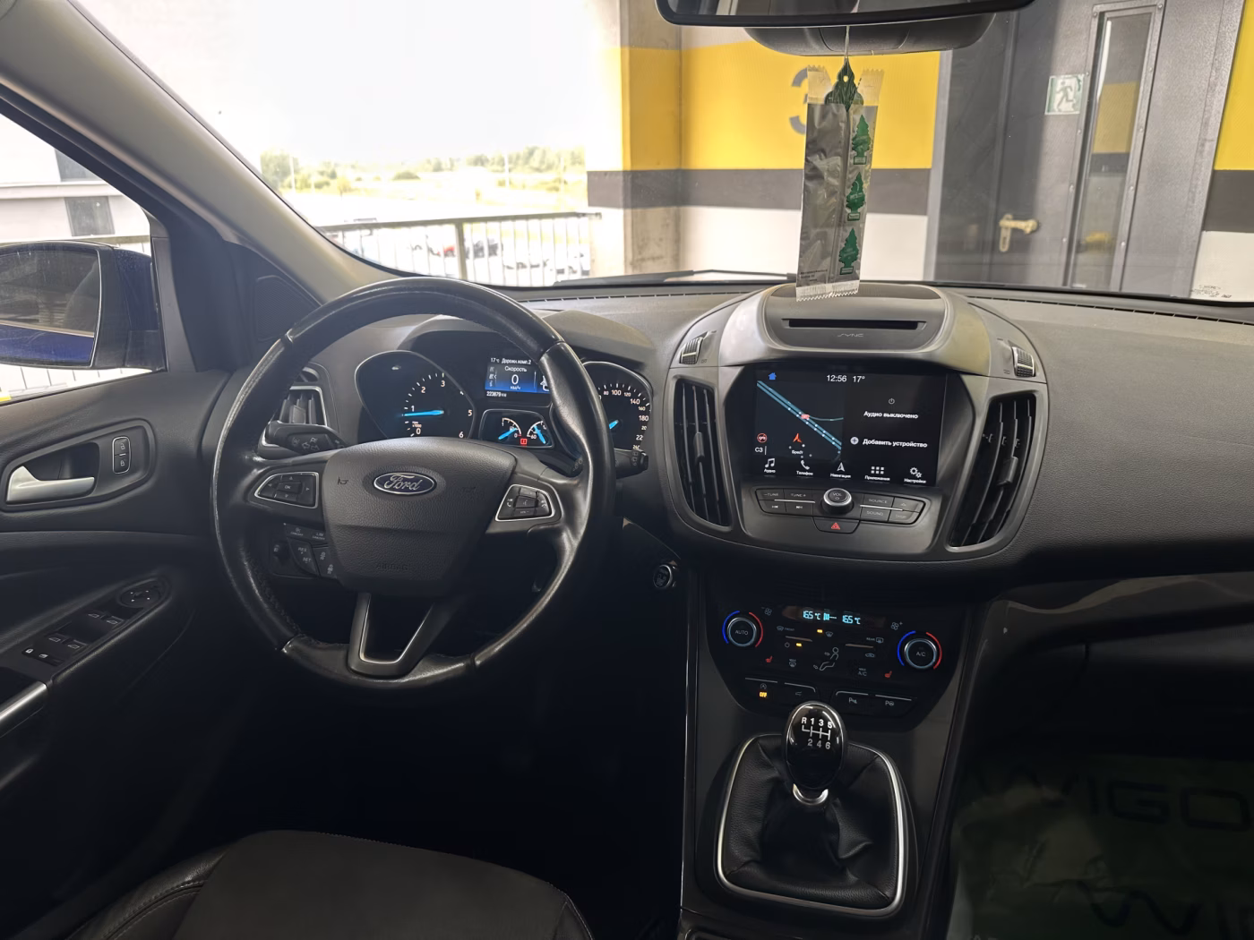 Ford Kuga фото 10