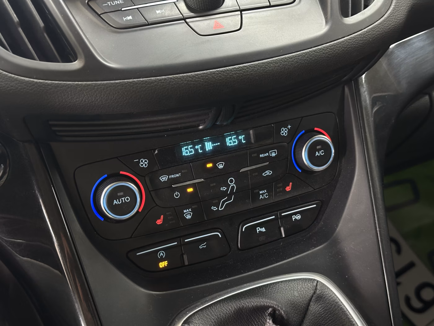 Ford Kuga фото 25