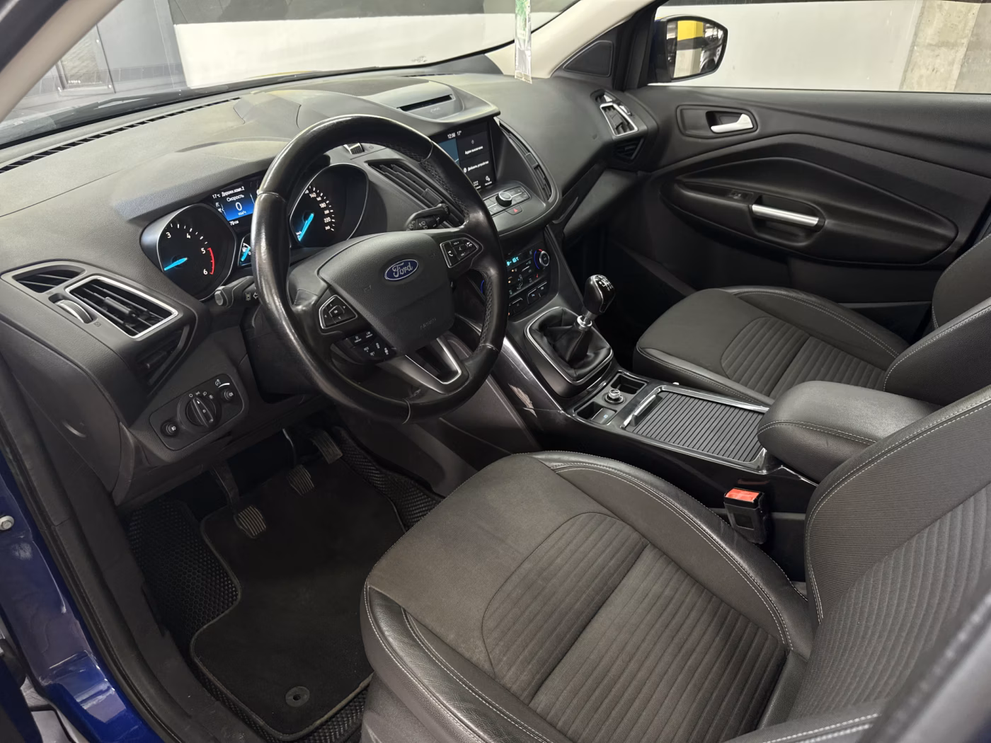 Ford Kuga фото 13