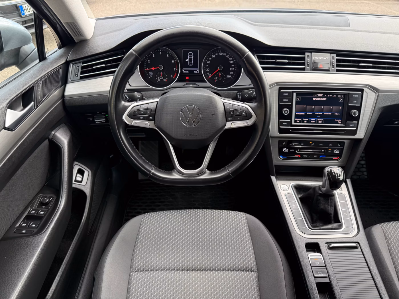 Volkswagen Passat фото 11