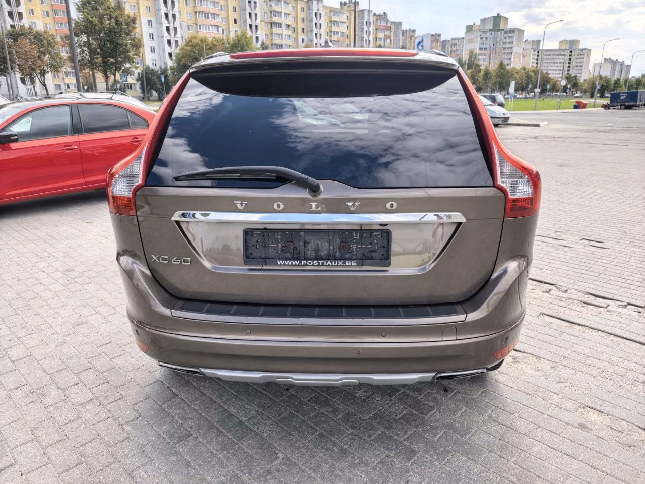 Volvo XC60 фото 8