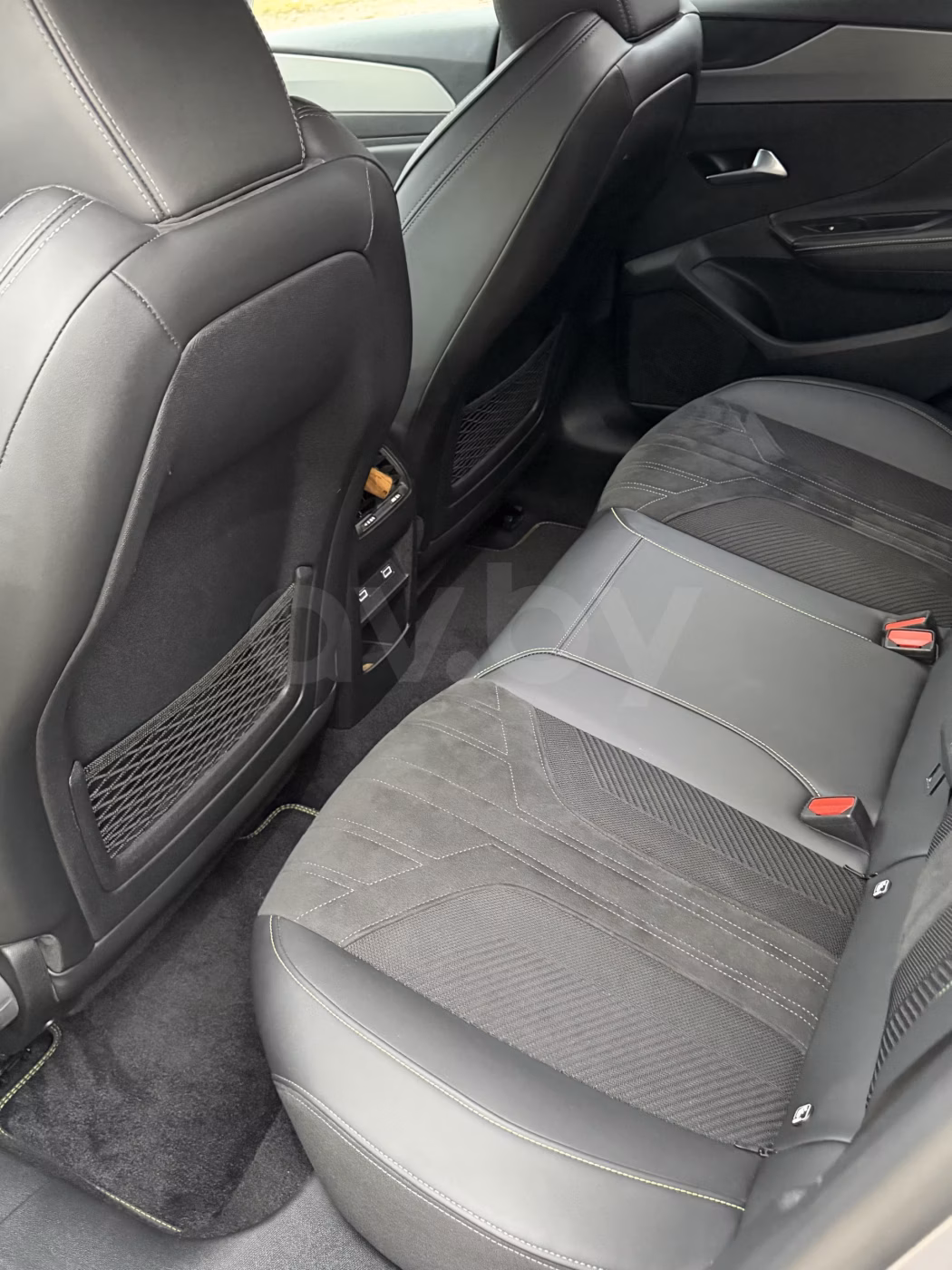 Peugeot 308 фото 8