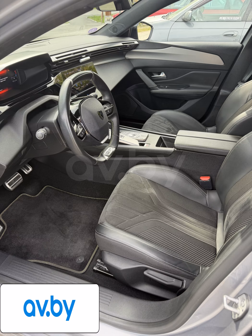 Peugeot 308 фото 9