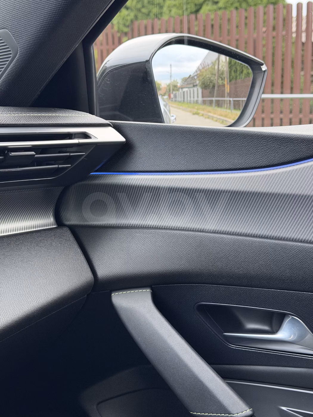 Peugeot 308 фото 12
