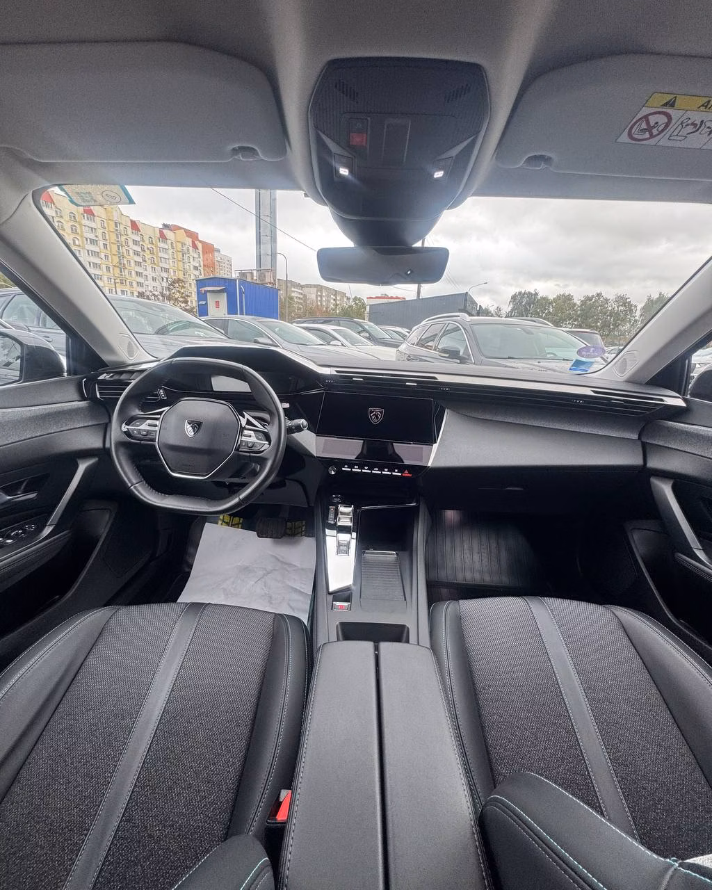 Peugeot 308 фото 9