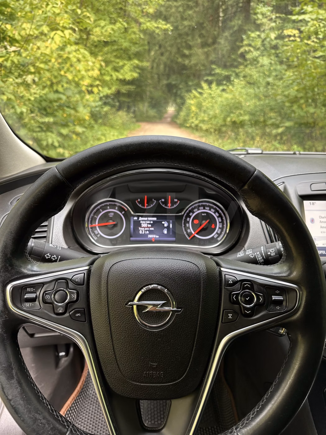 Opel Insignia фото 9