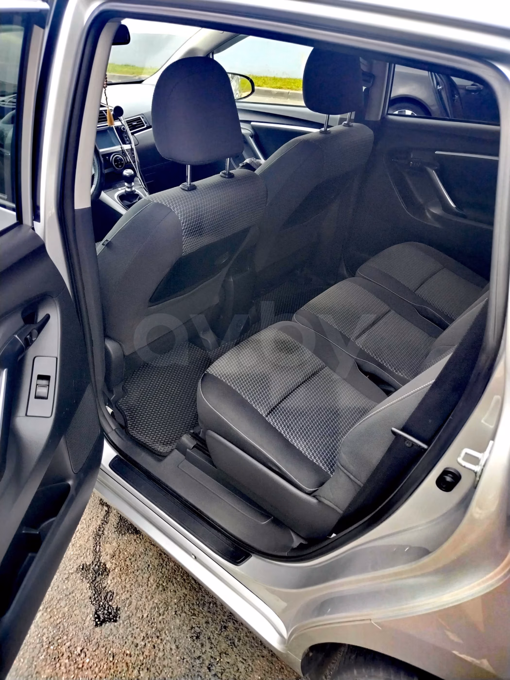 Toyota Verso фото 10