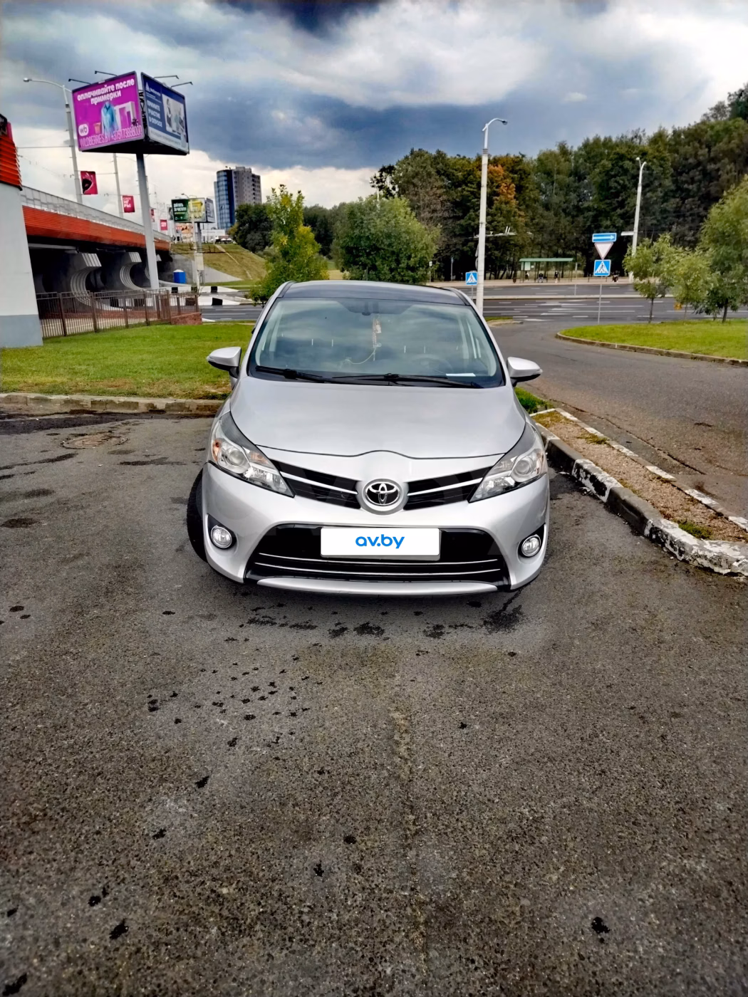 Toyota Verso фото 2