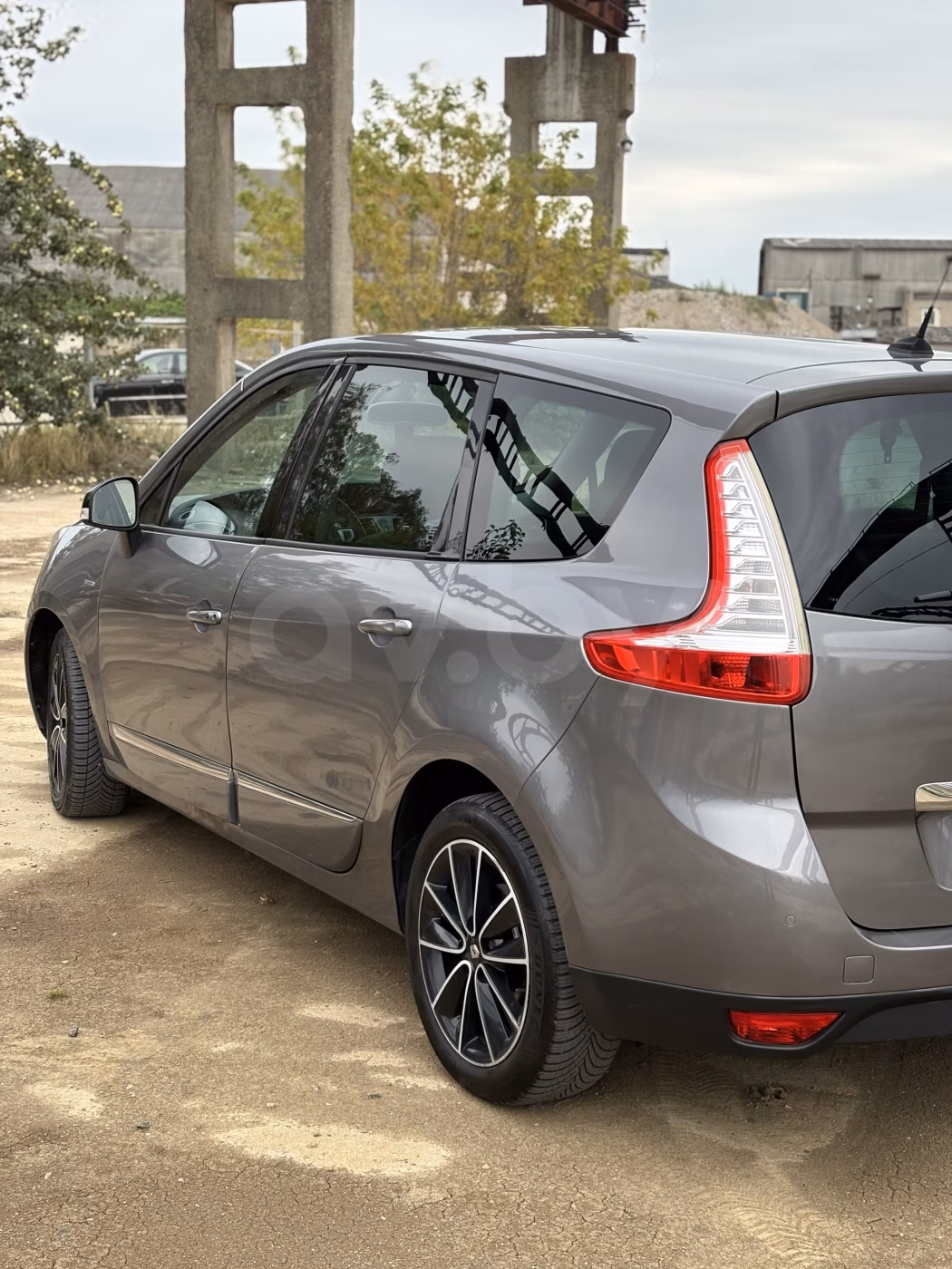 Renault Grand Scenic фото 4