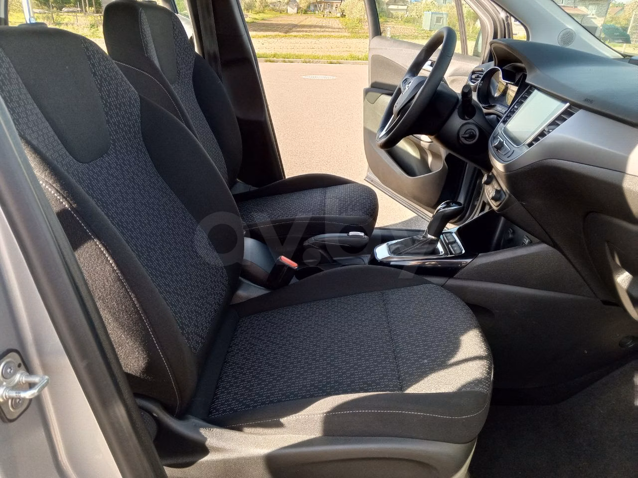 Opel Crossland X фото 10