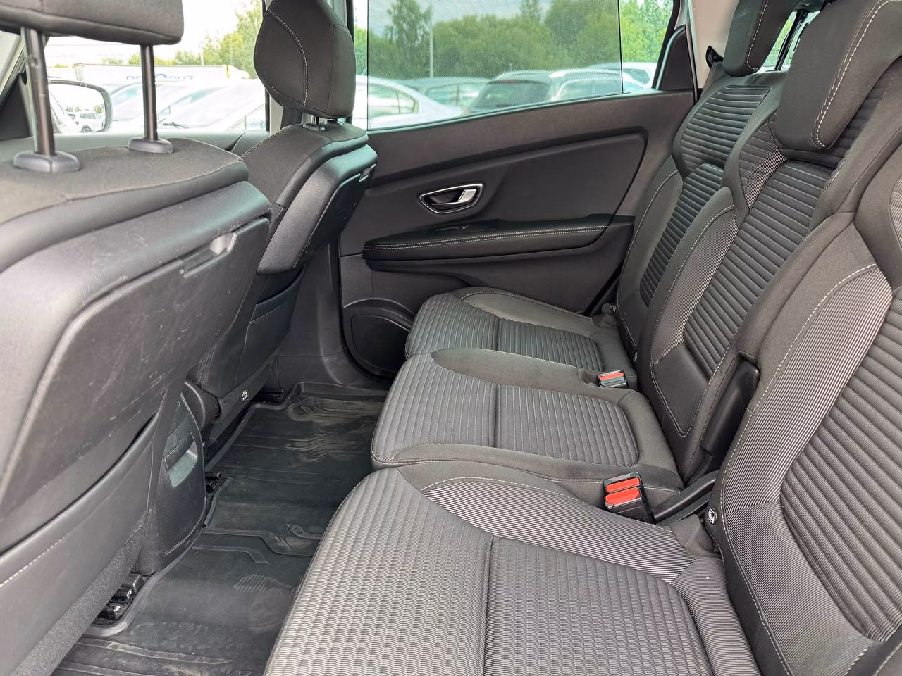 Renault Grand Scenic фото 17