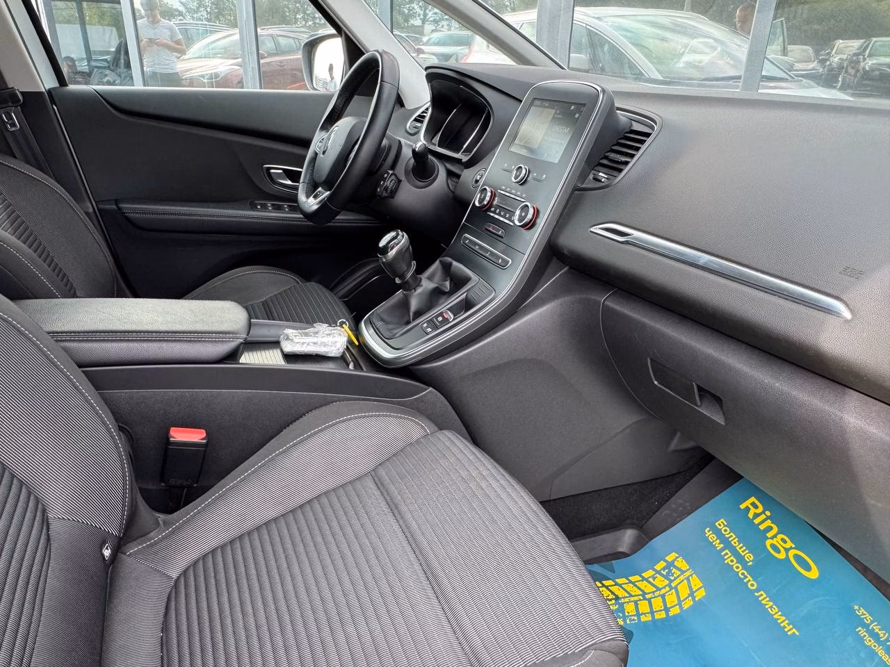 Renault Grand Scenic фото 19