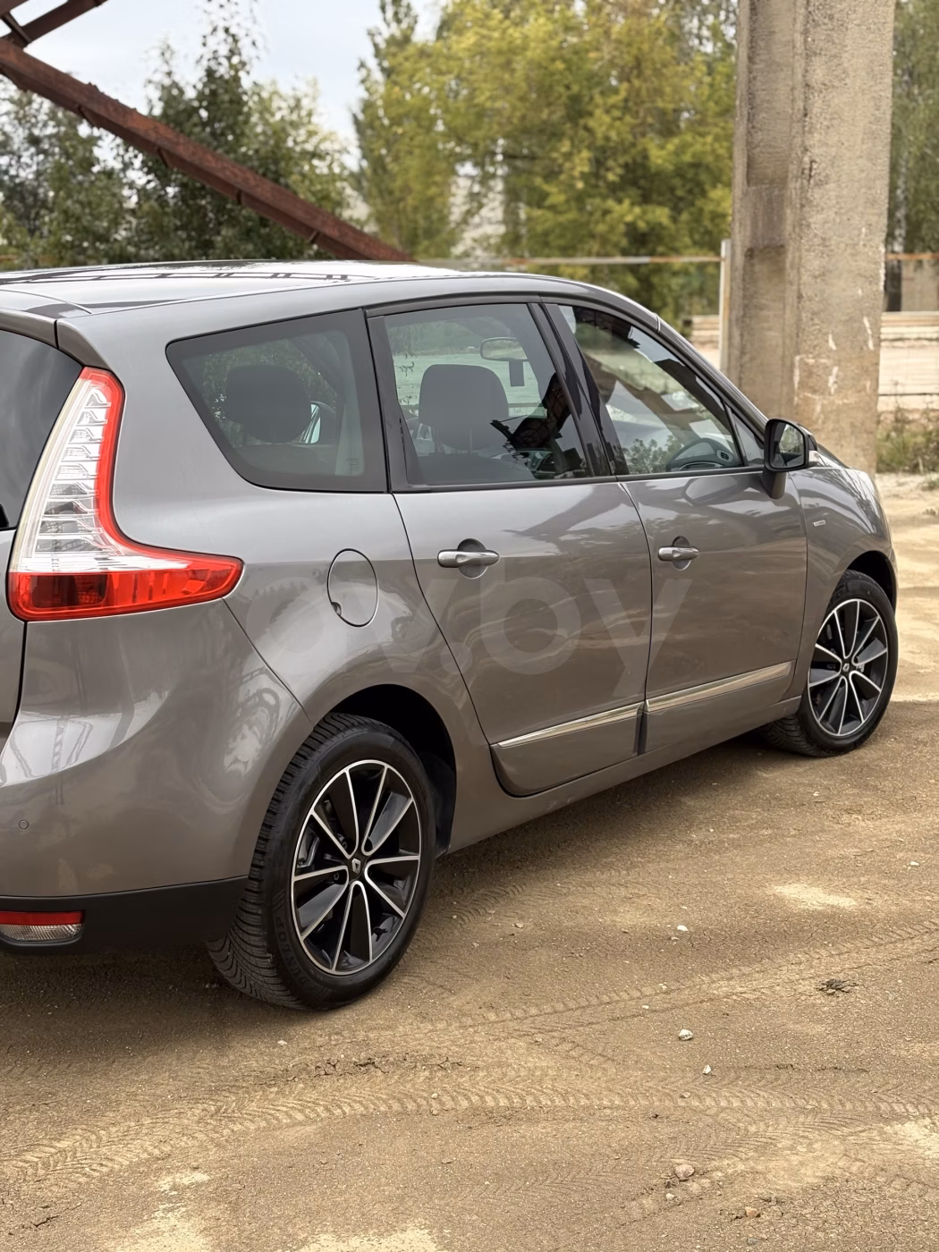 Renault Grand Scenic фото 6