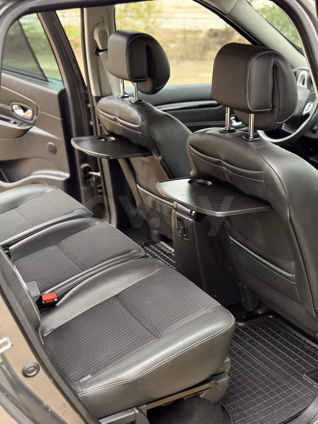 Renault Grand Scenic фото 12