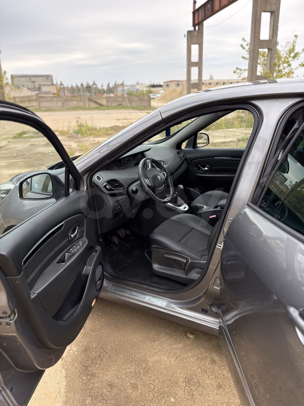 Renault Grand Scenic фото 7