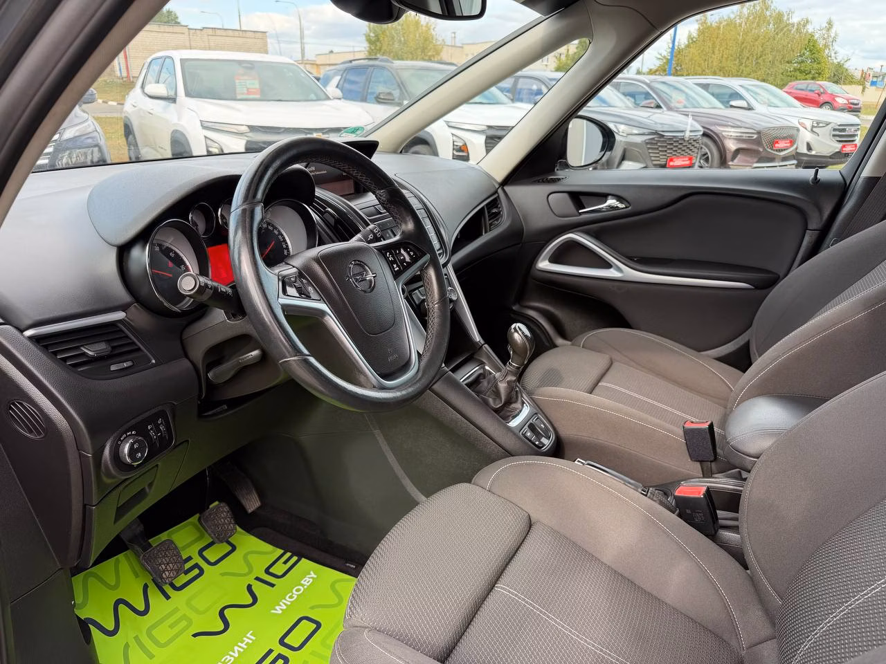 Opel Zafira фото 11