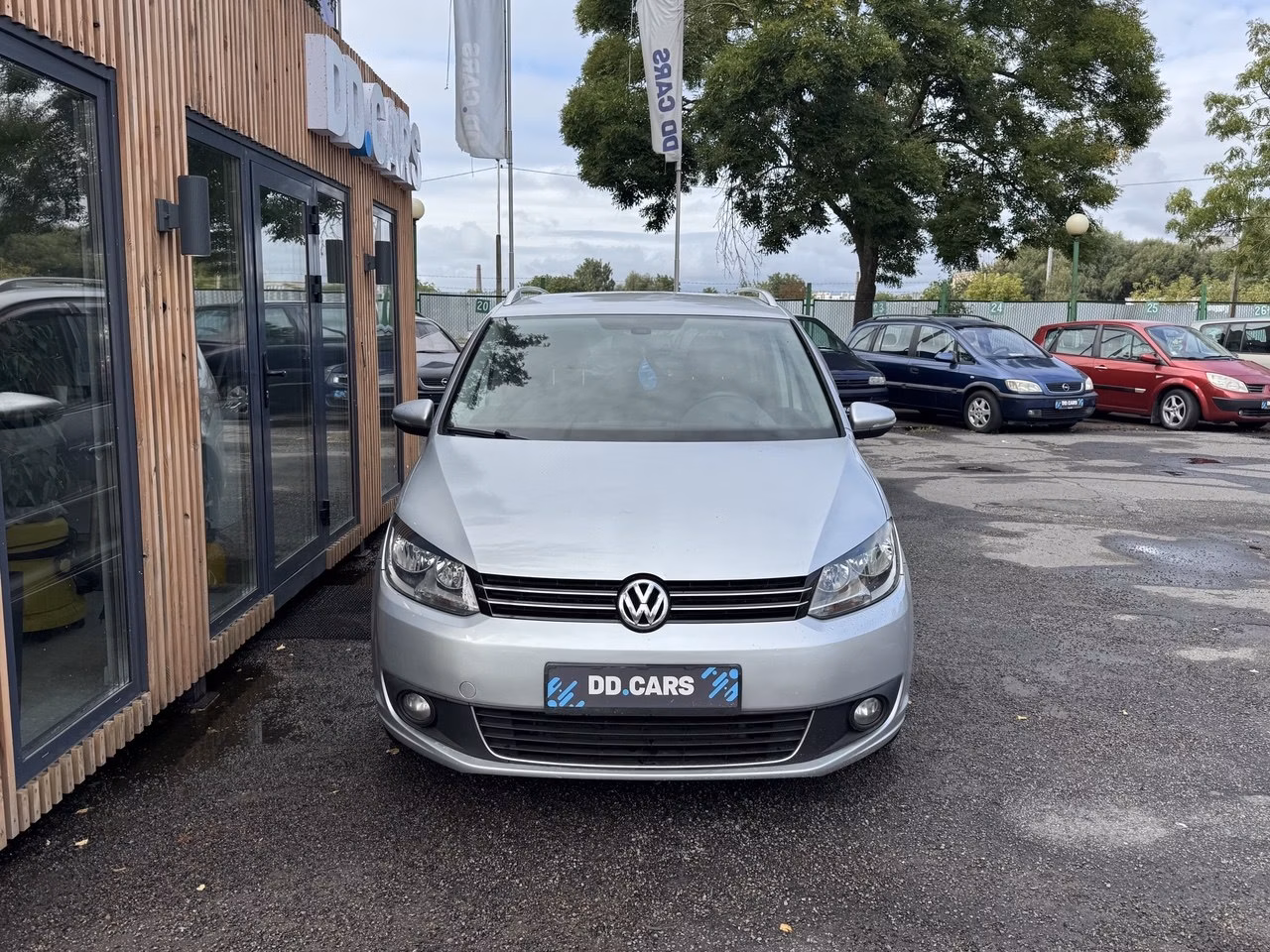 Volkswagen Touran фото 2