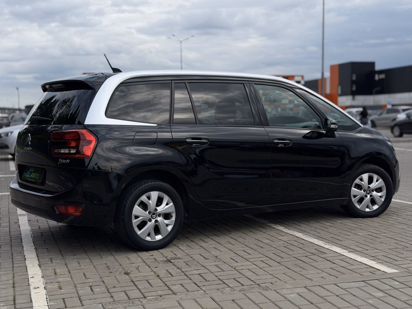 Citroen C4 Grand Picasso фото 10