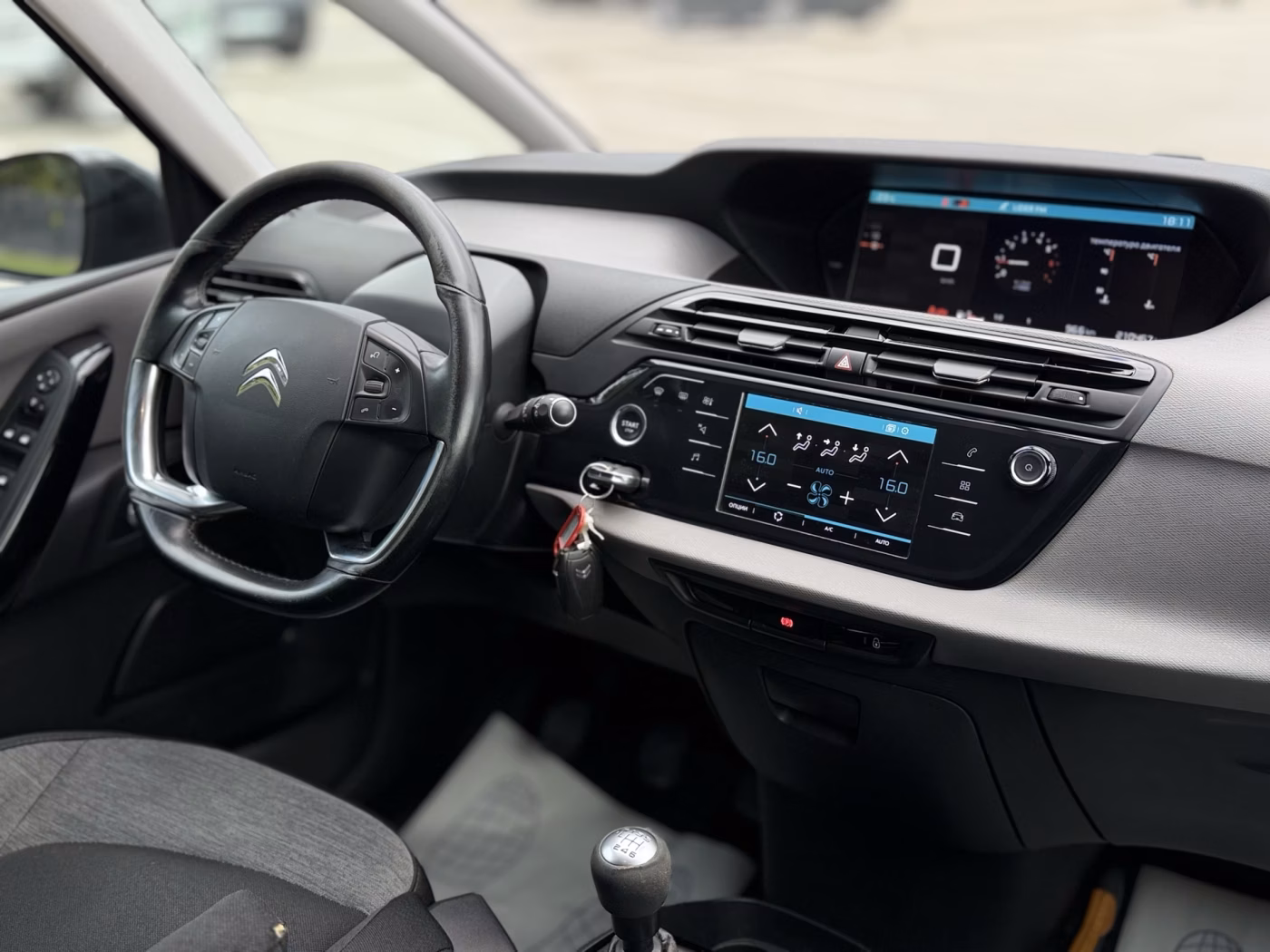 Citroen C4 Grand Picasso фото 25