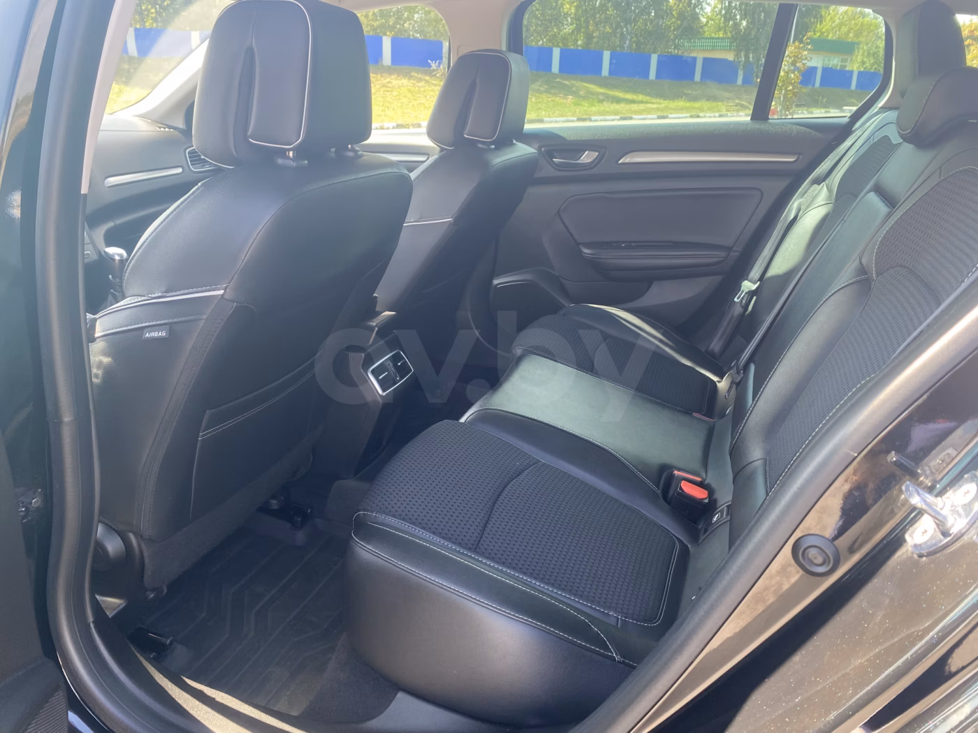 Renault Megane фото 12