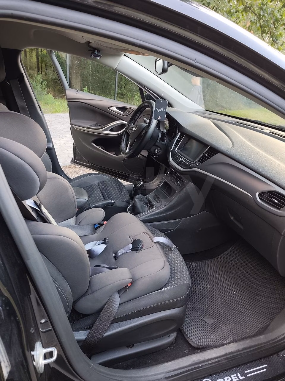 Opel Astra фото 9