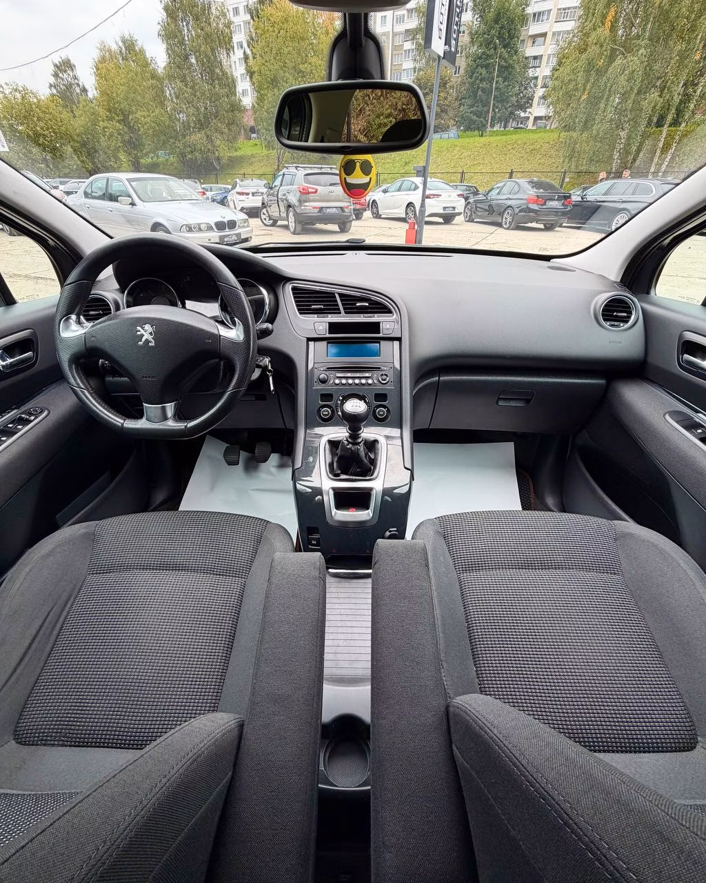 Peugeot 5008 фото 9