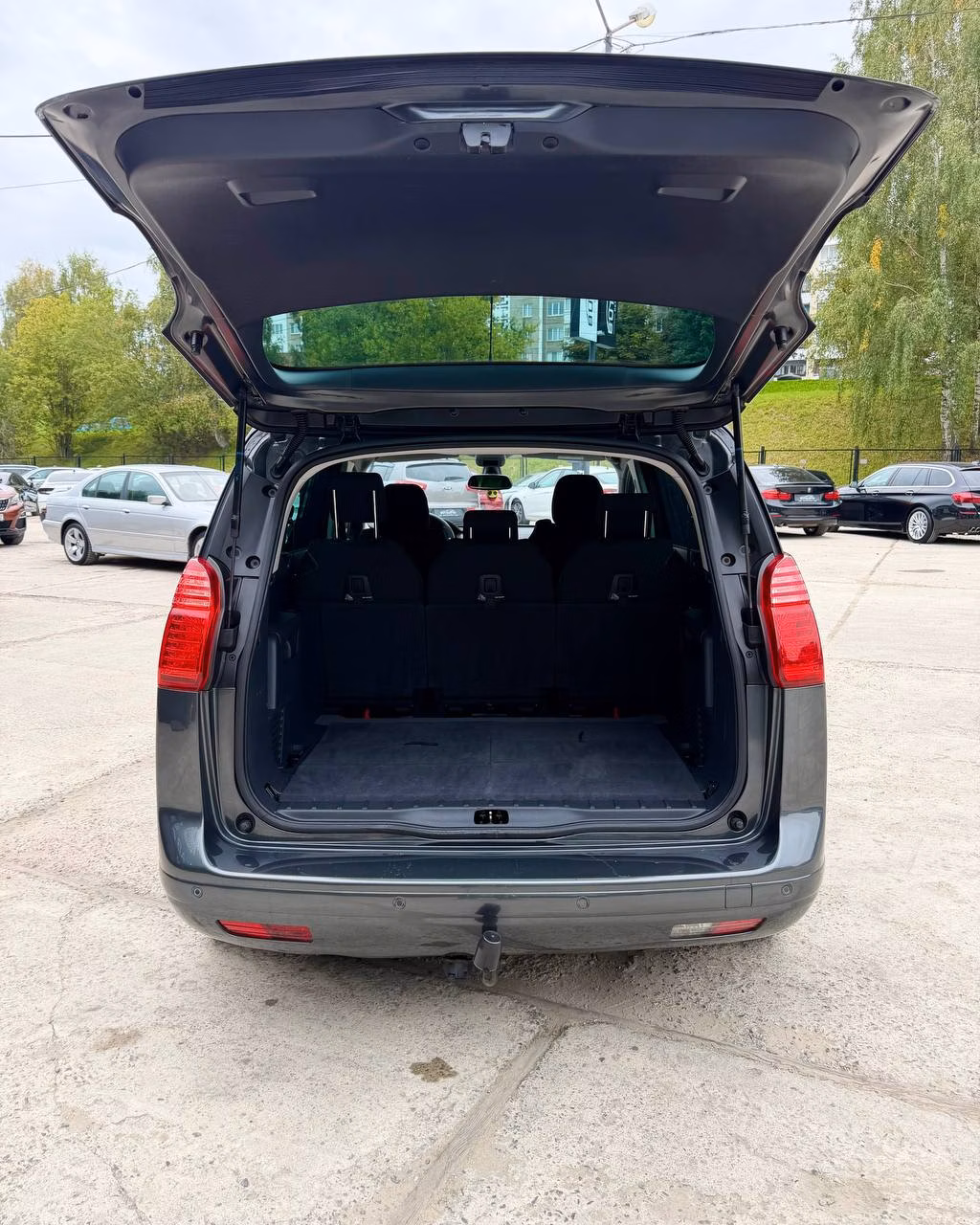 Peugeot 5008 фото 13