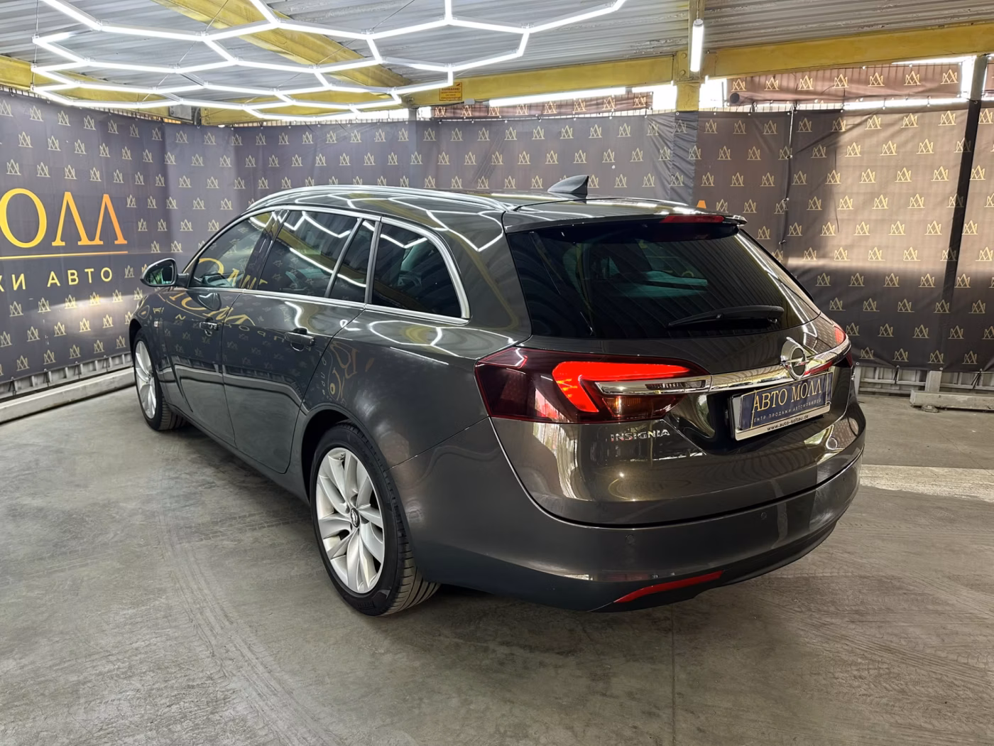 Opel Insignia фото 8