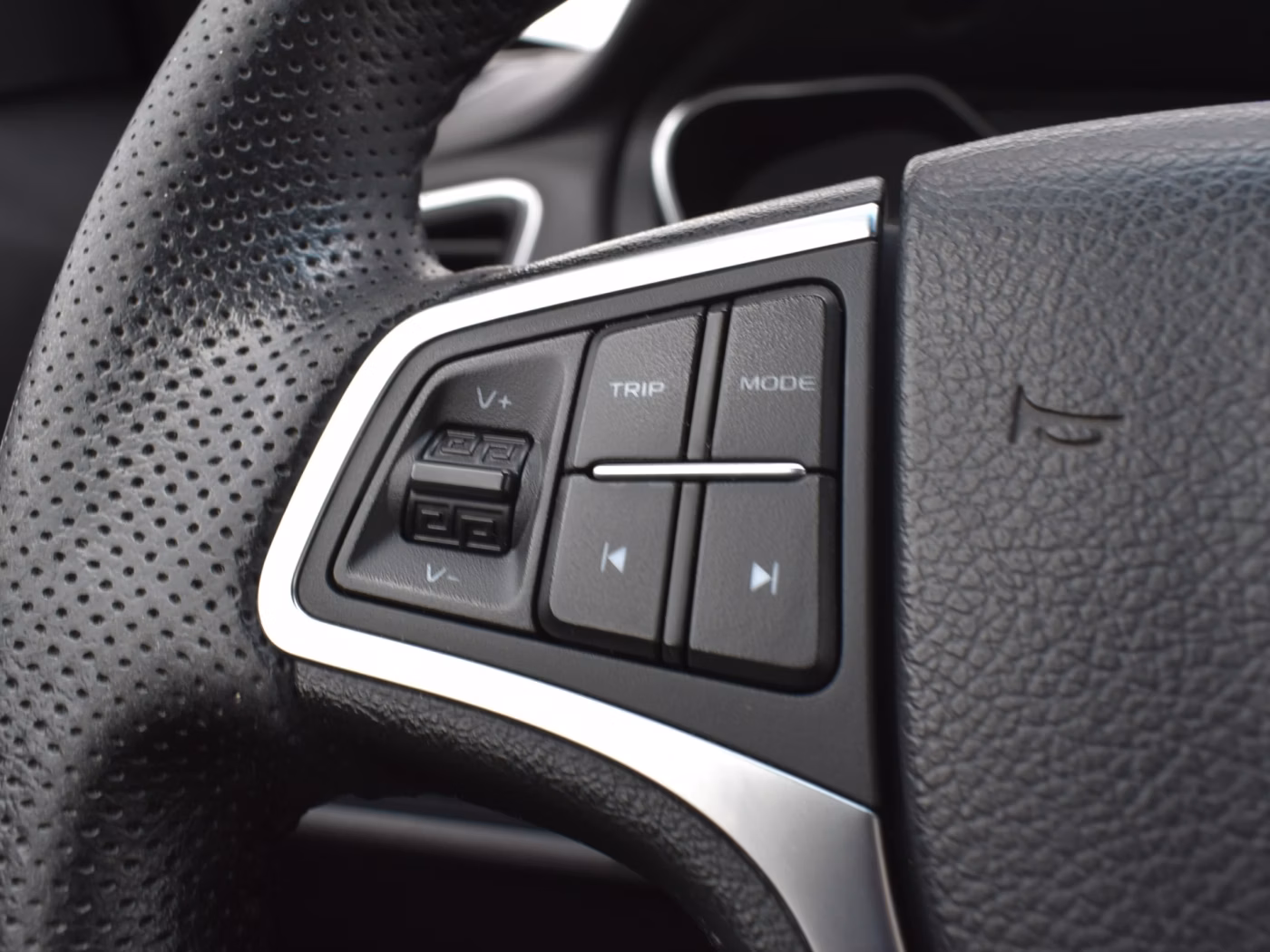 Geely Emgrand X7 фото 21