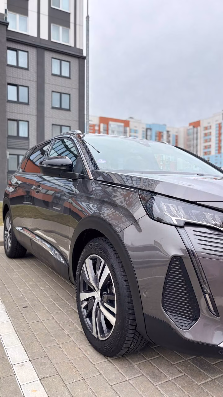Peugeot 5008 фото 5