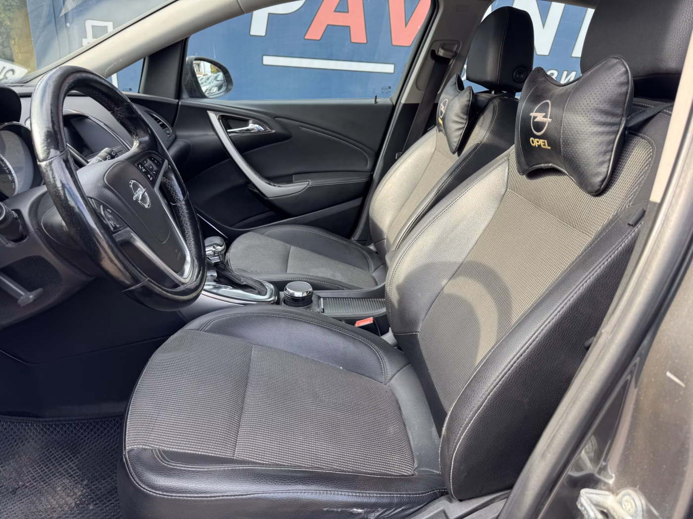 Opel Astra фото 11