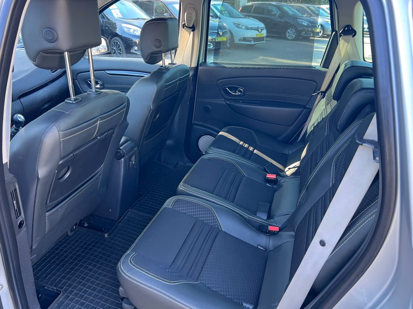 Renault Grand Scenic фото 15
