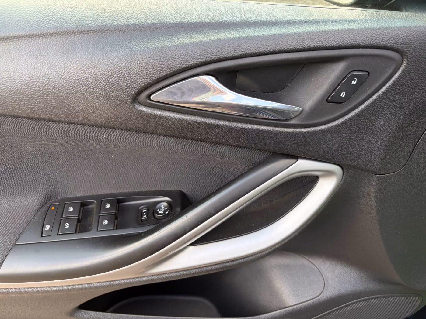 Opel Astra фото 15