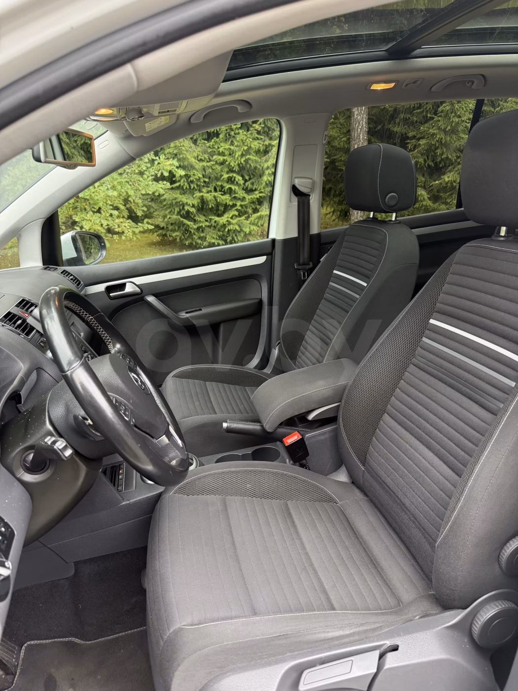 Volkswagen Touran фото 10