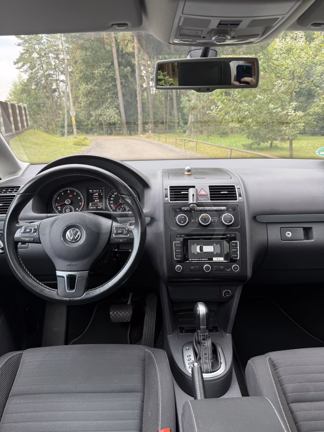 Volkswagen Touran фото 14