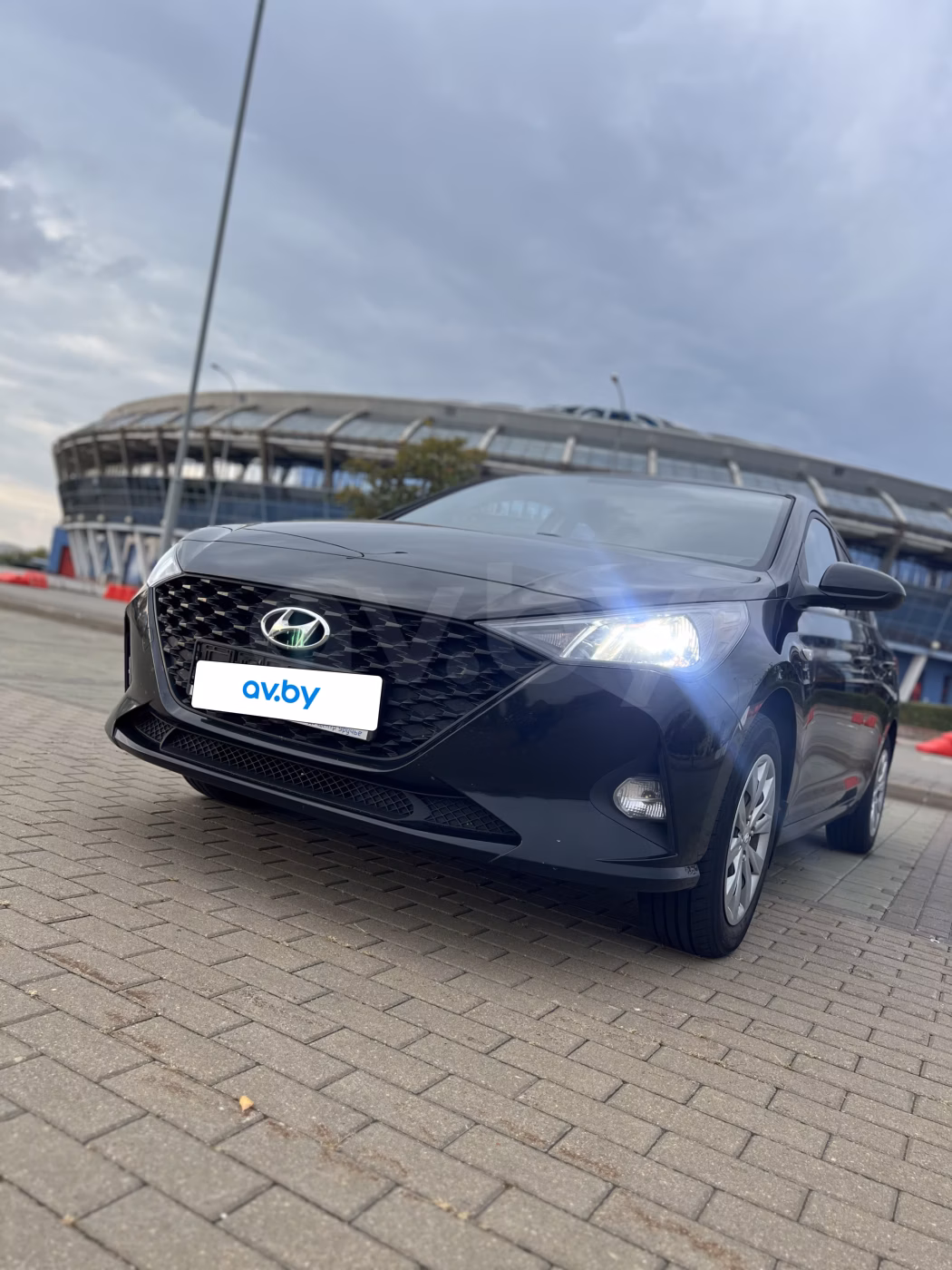 Hyundai Accent фото 6