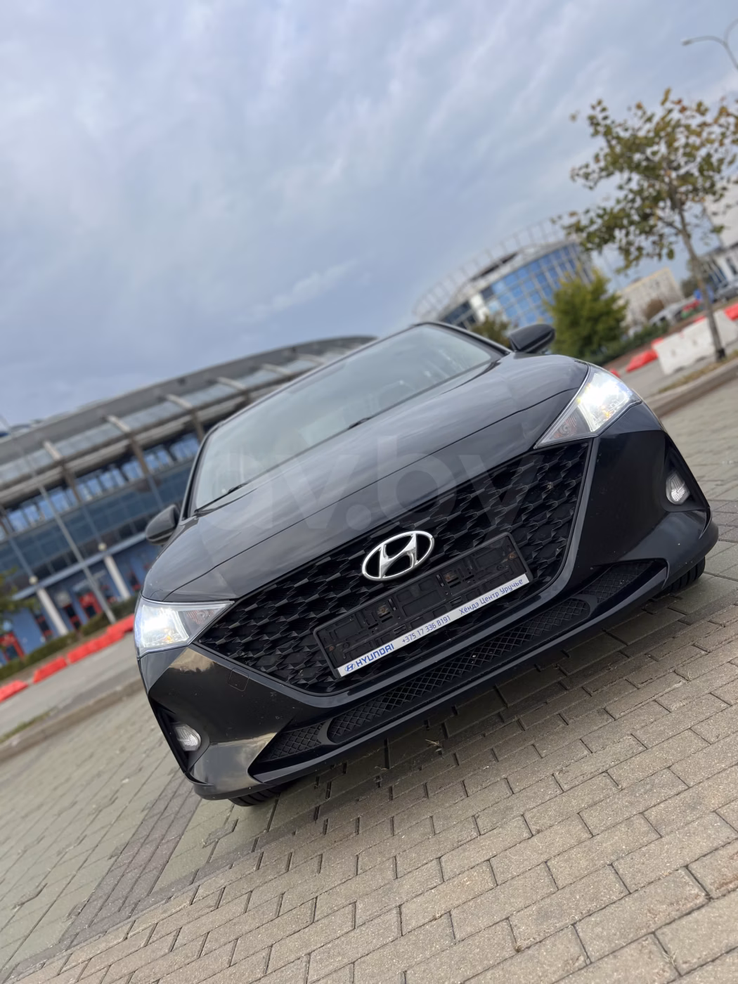 Hyundai Accent фото 7