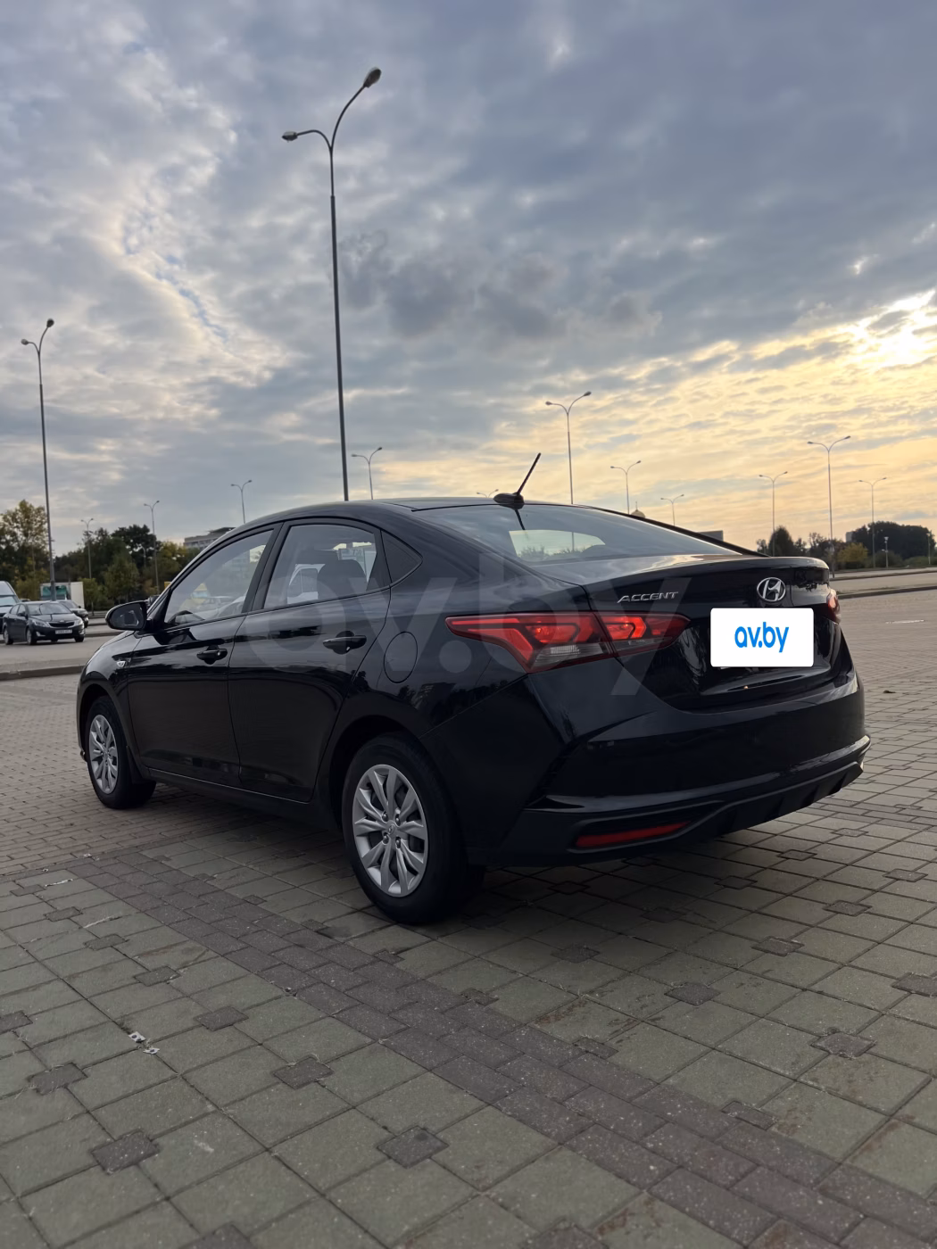 Hyundai Accent фото 14