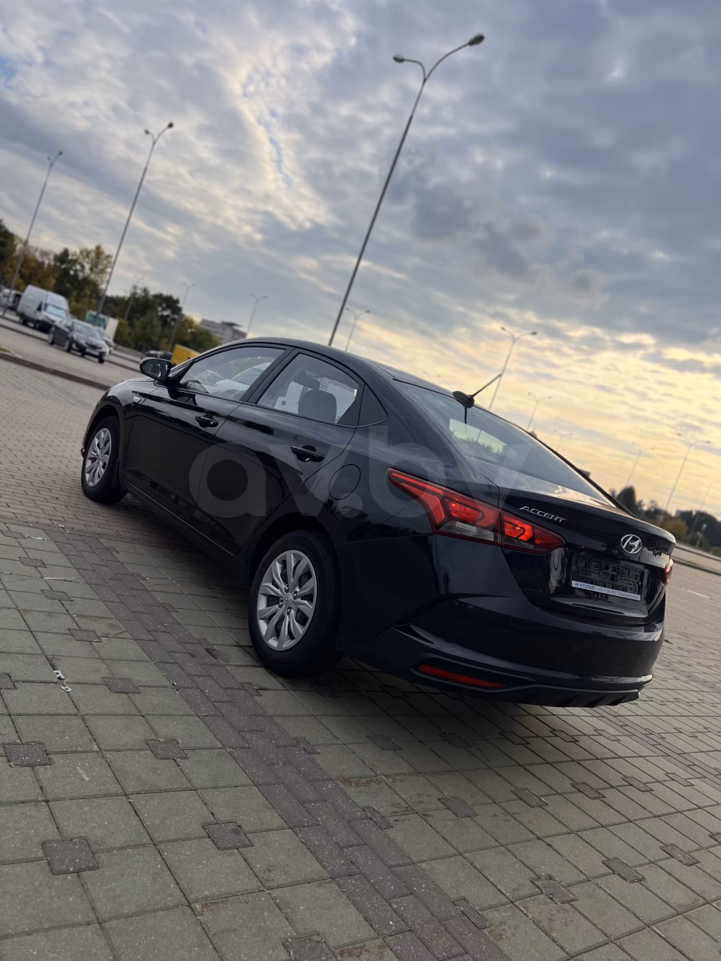Hyundai Accent фото 13