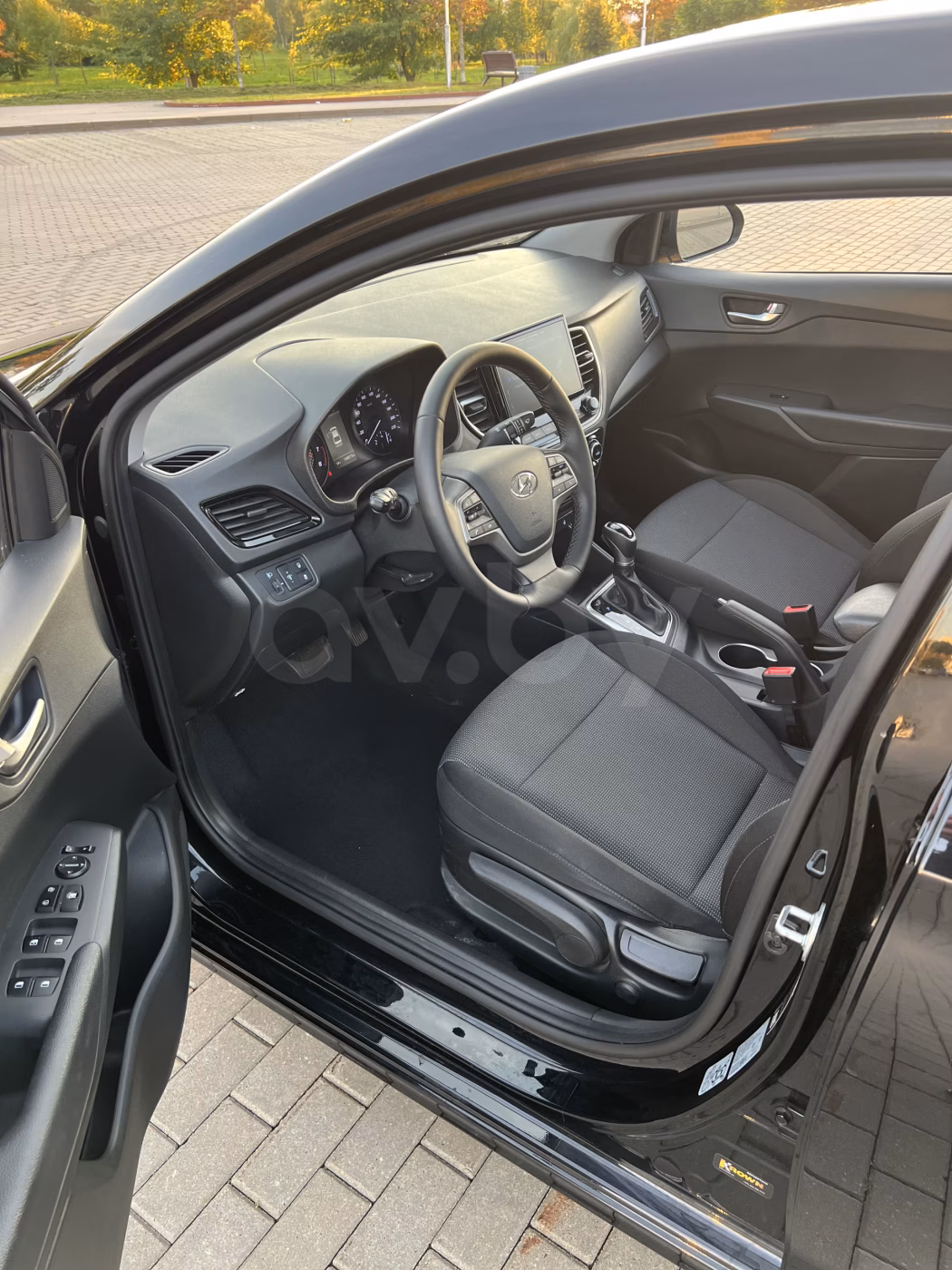 Hyundai Accent фото 18
