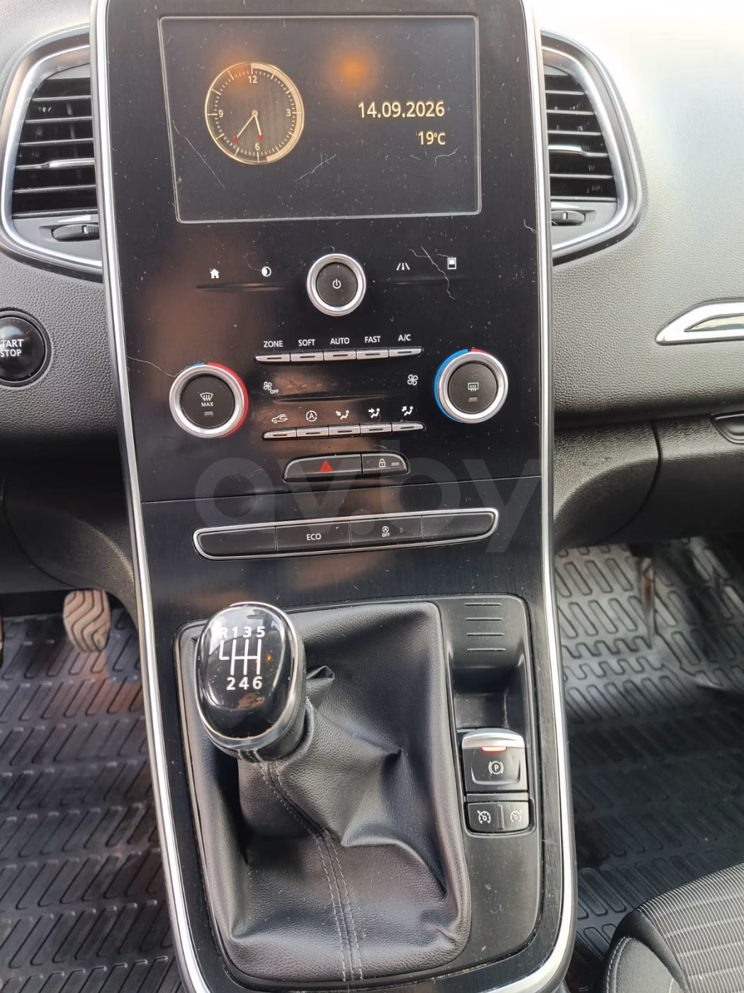 Renault Scenic фото 12