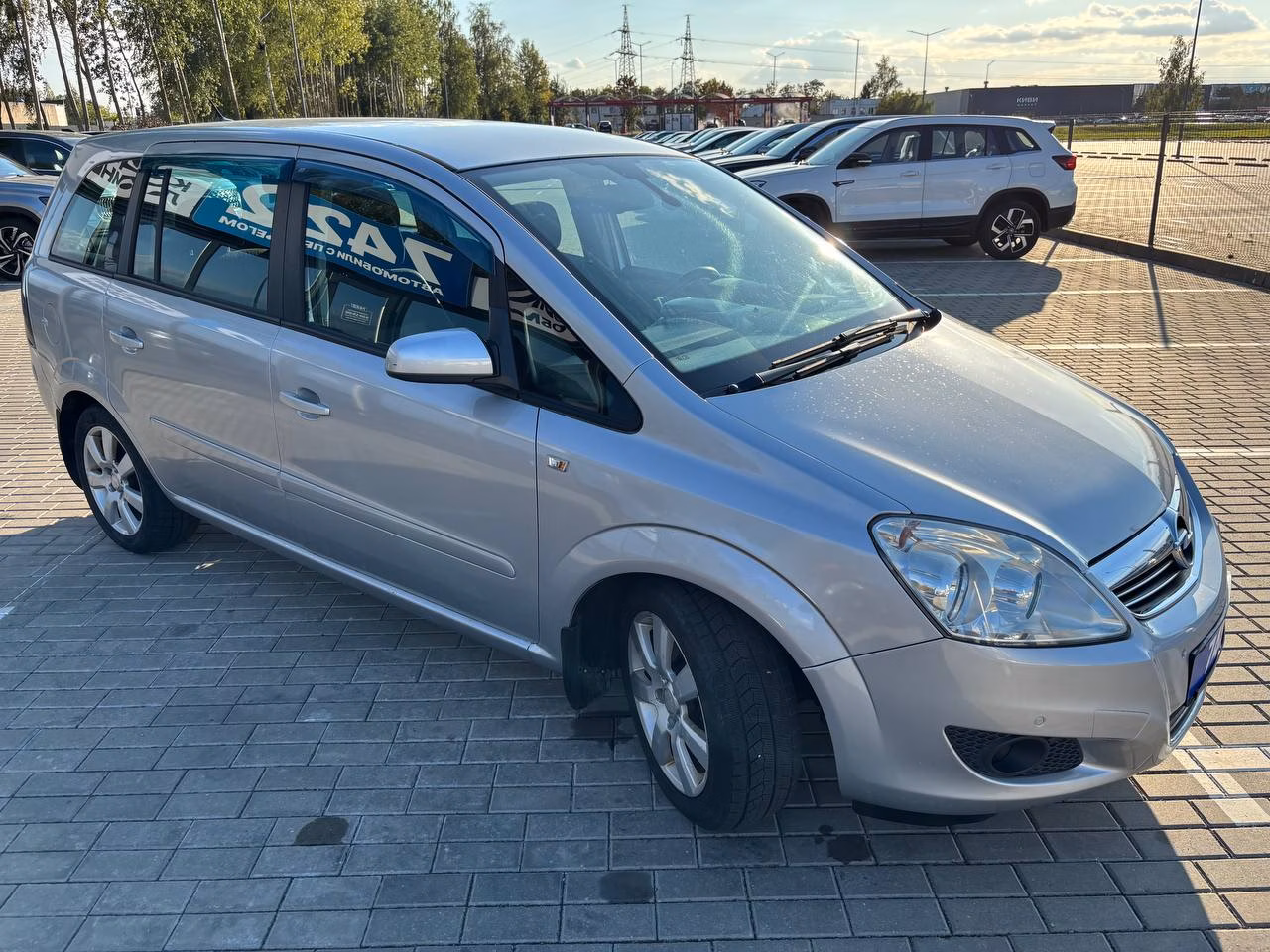 Opel Zafira фото 5