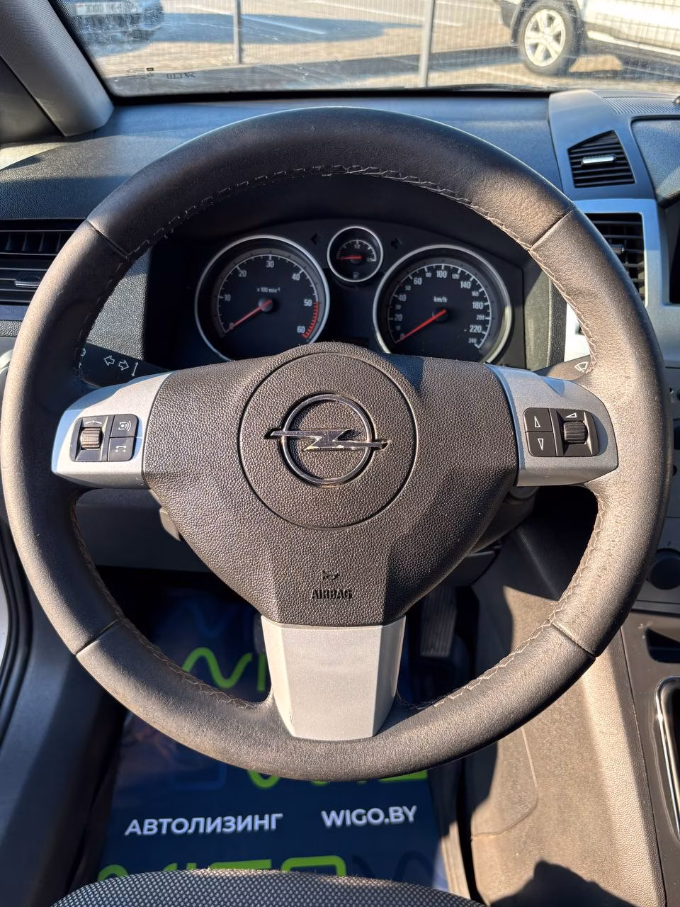 Opel Zafira фото 12