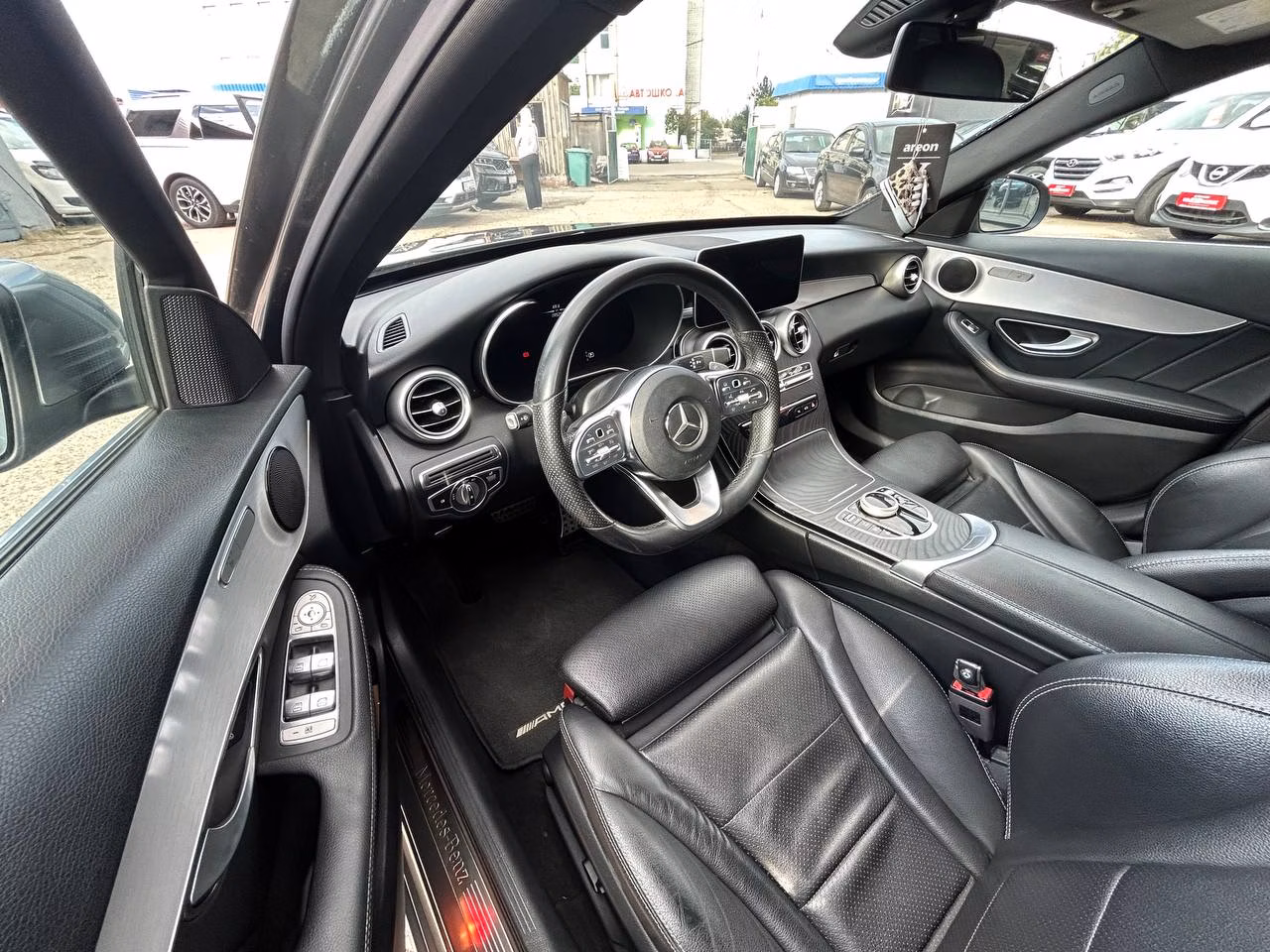 Mercedes-Benz C-Класс фото 9