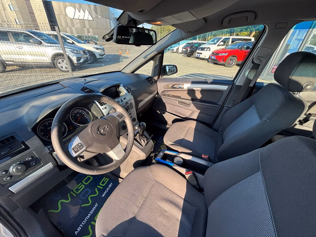 Opel Zafira фото 20