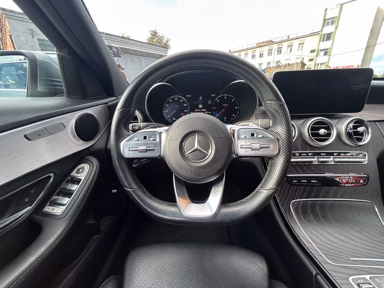 Mercedes-Benz C-Класс фото 13