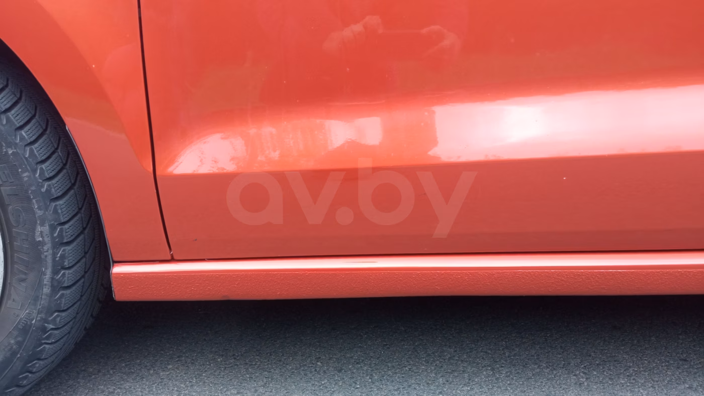 Volkswagen Polo Sedan фото 10