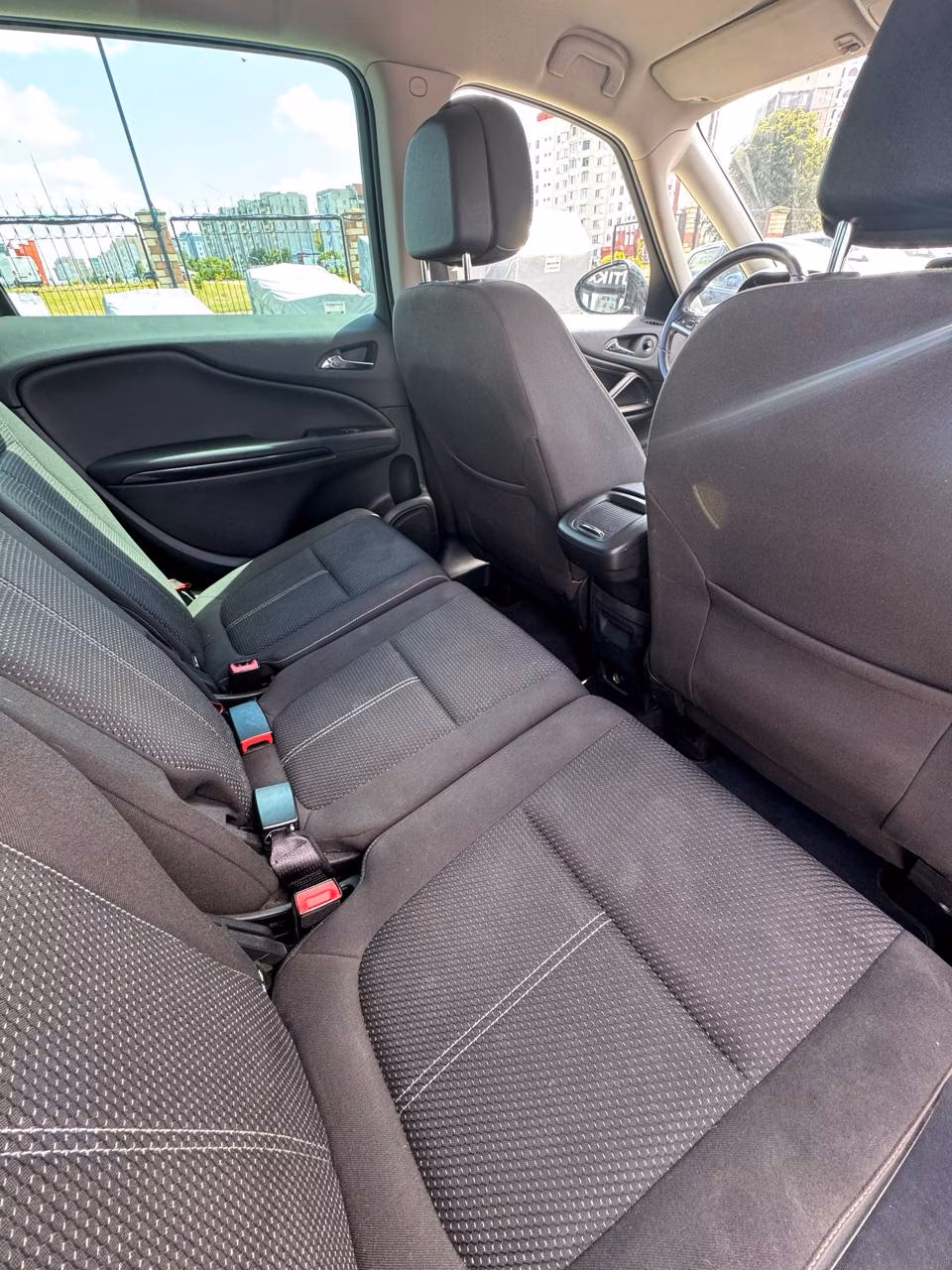Opel Zafira фото 13